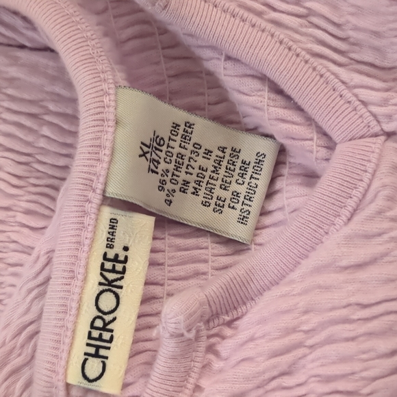 Cherokee Girl's lavender textured short sleeved shirt. Sized XL (14/16) - Picture 6 of 7